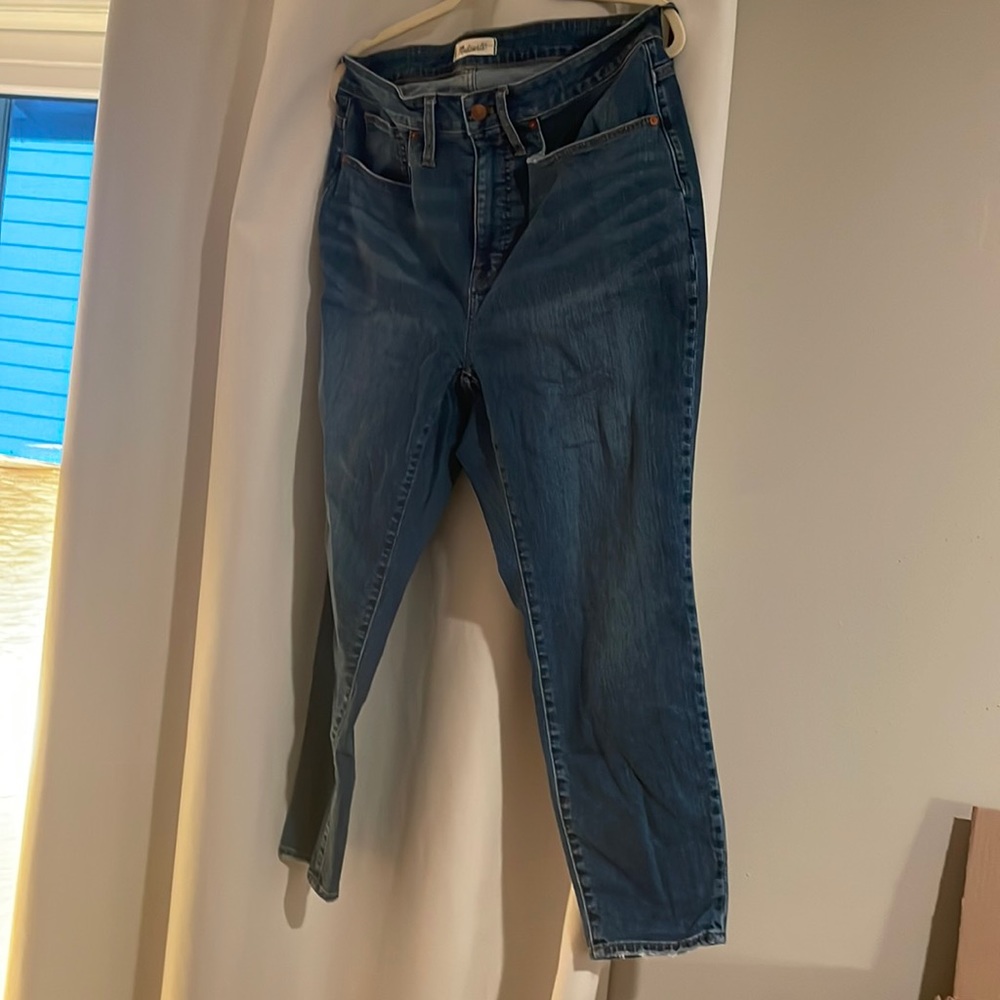 Curvy high rise skinny crop